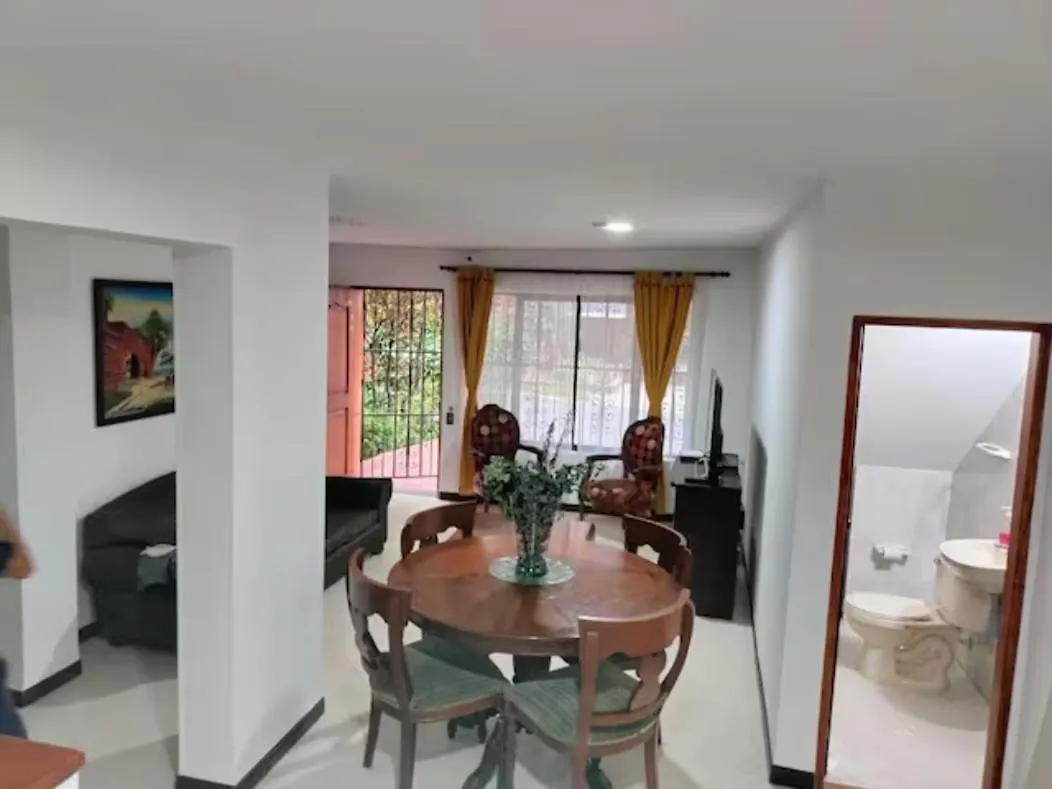 Guest house Blue House Hotel Medellin
